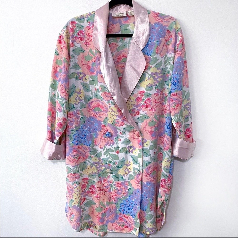 Victoria's Secret Vintage Gold Label floral robe- M